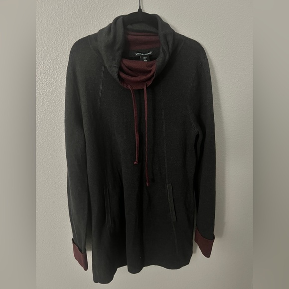 Cynthia Rowley Dresses & Skirts - Cynthia Rowley Burgundy and Dark Gray Sweater Dress